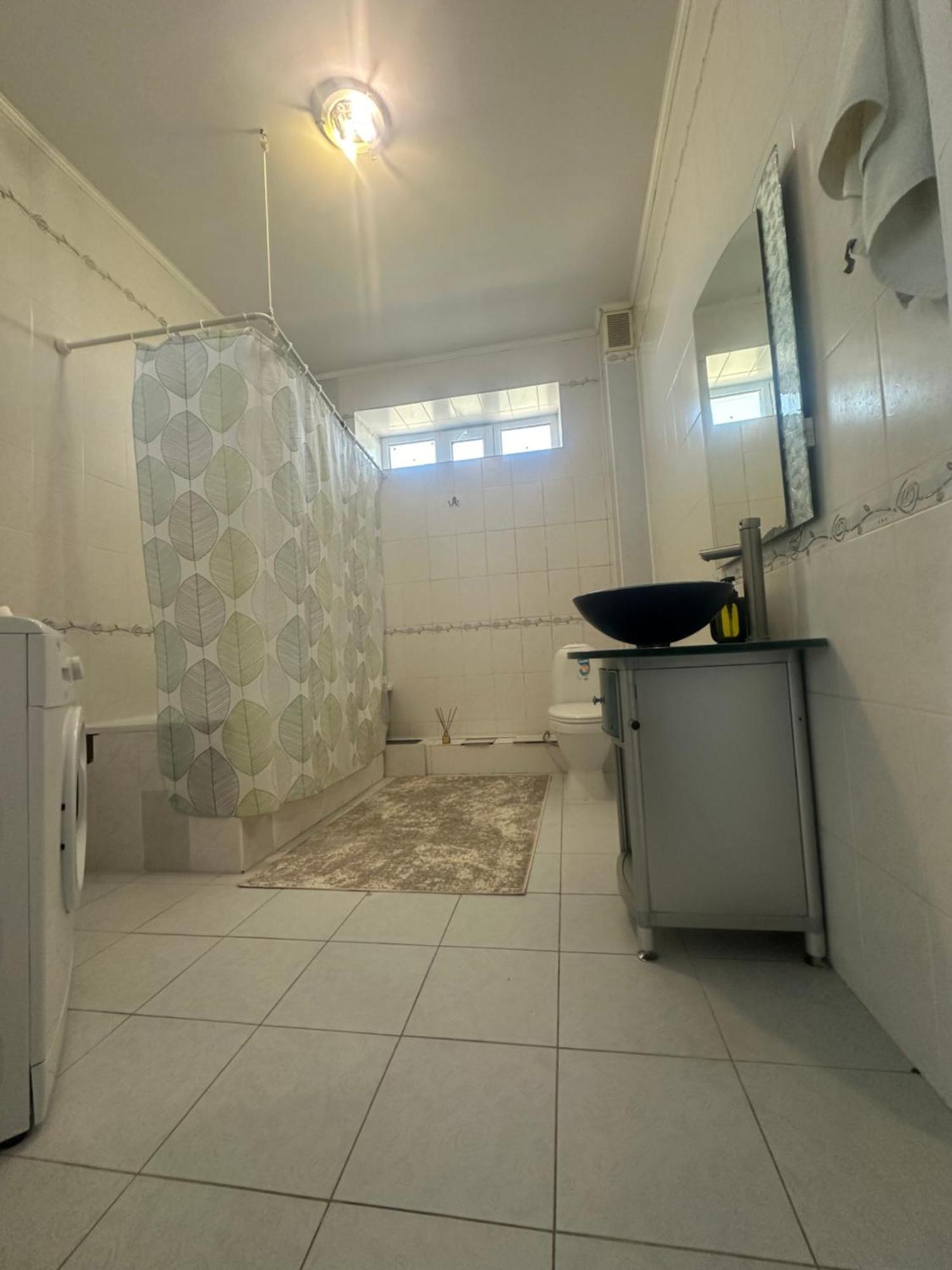 Просторная И Уютная 3Х Комнатная В Центре! Oral Exterior foto